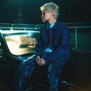 欧美乱伦动态视频
