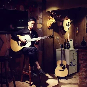 欧美乱伦动态视频
